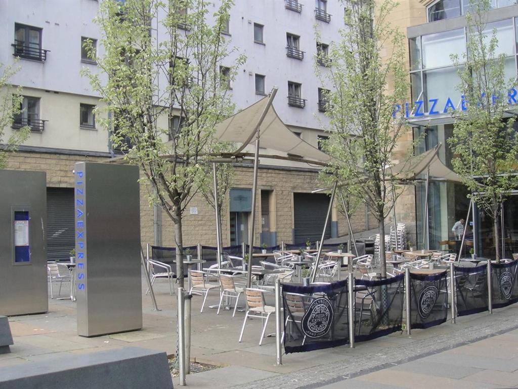 Alba Apartments- Gentle'S Entry Edinburgh Exterior photo